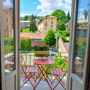 Apartment Casa Gregis - Museums Area - 10 Min Walk To Upper Town, Bergamo
