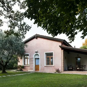 Casa Lunia Holiday home Mestre