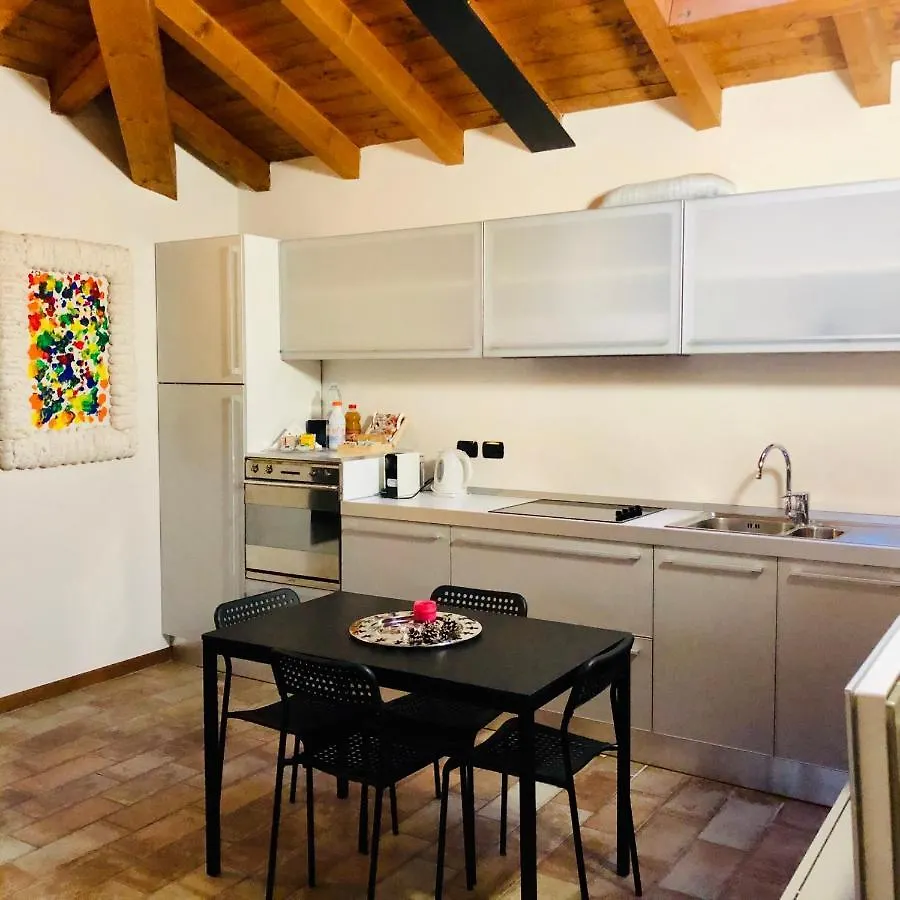 Bergamo Easy Airport Sleep&Fly Parking Apartment 0*,  Italy