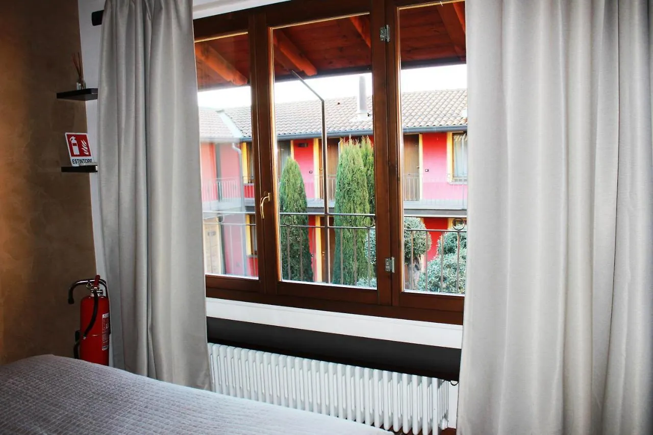 Appartement Bergamo Easy Airport Sleep&Fly Parking