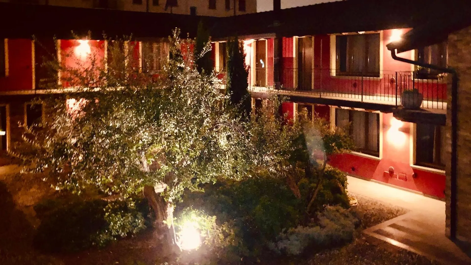 Bergamo Easy Airport Sleep&Fly Parking Apartment Italy