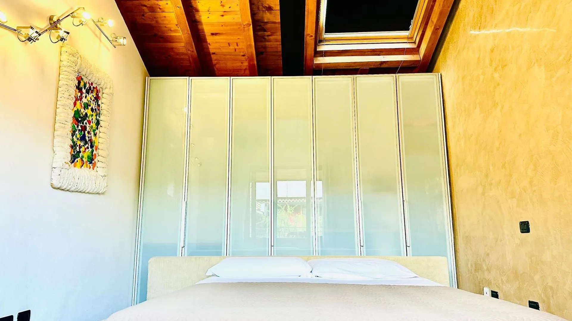 Bergamo Easy Airport Sleep&Fly Parking Apartment